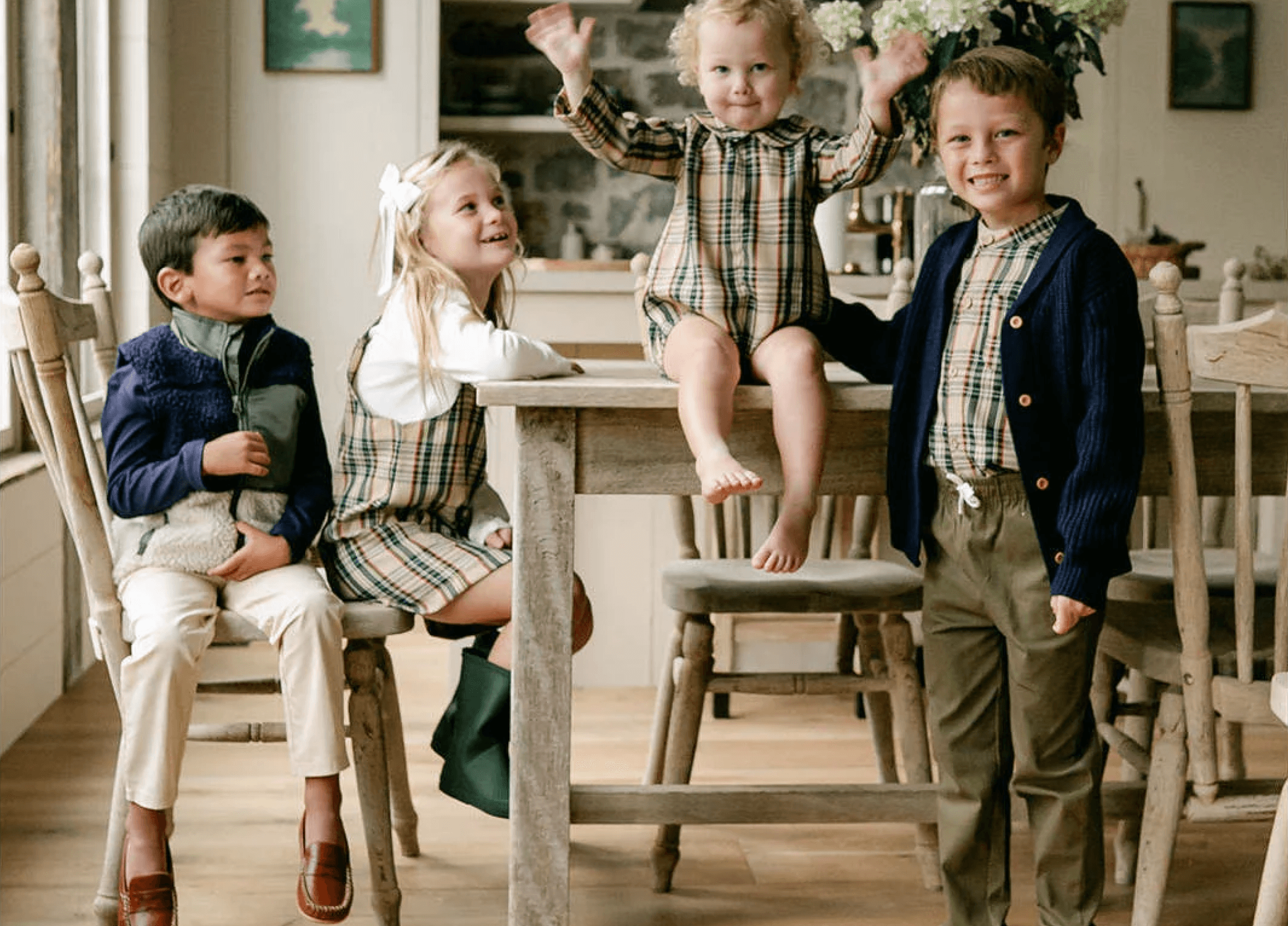 Family wearing coordinated colors for family photos.