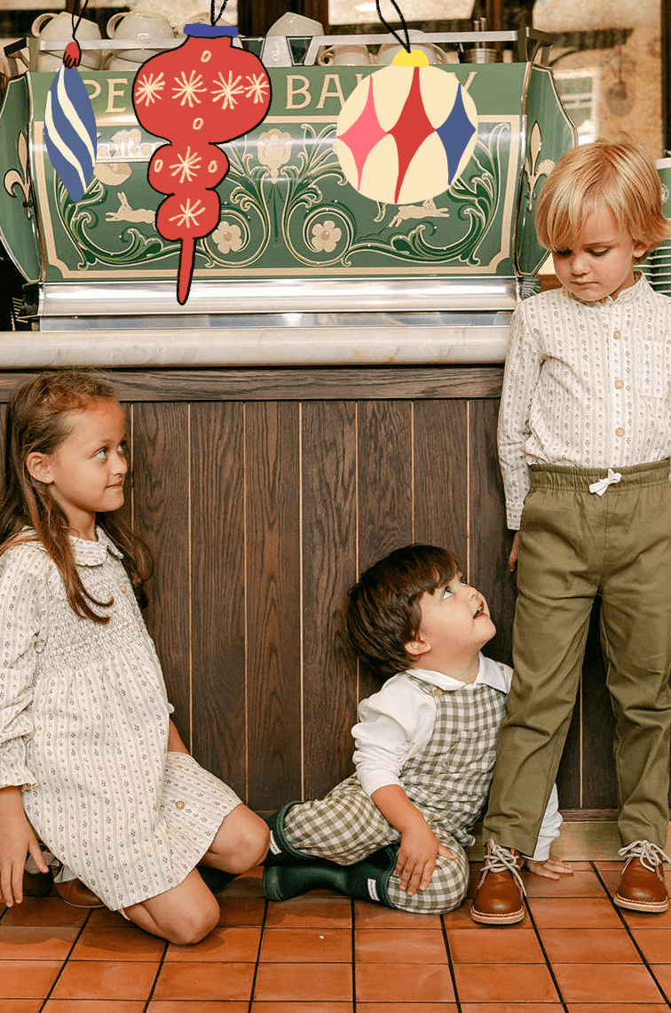 What To Wear For Family Photos This Year