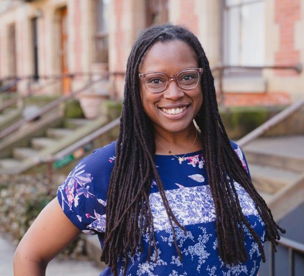 Dr. Nanika Coor