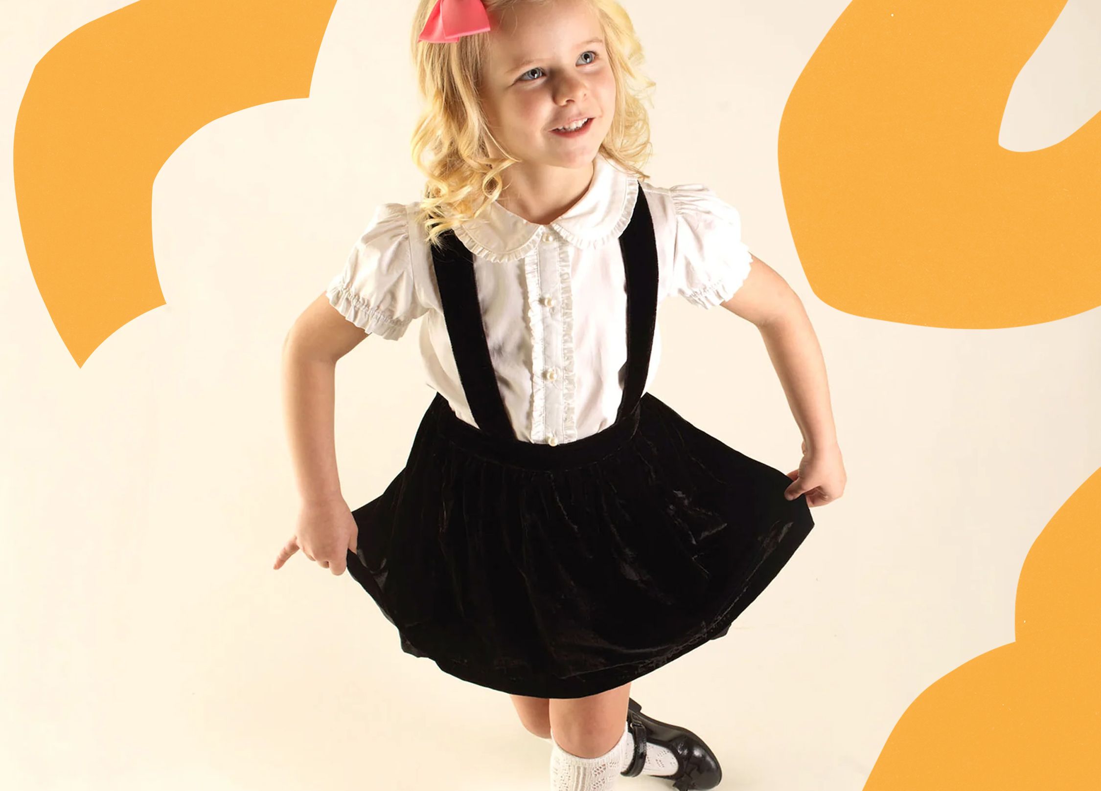 A young girl dressed as Eloise at the plaza.