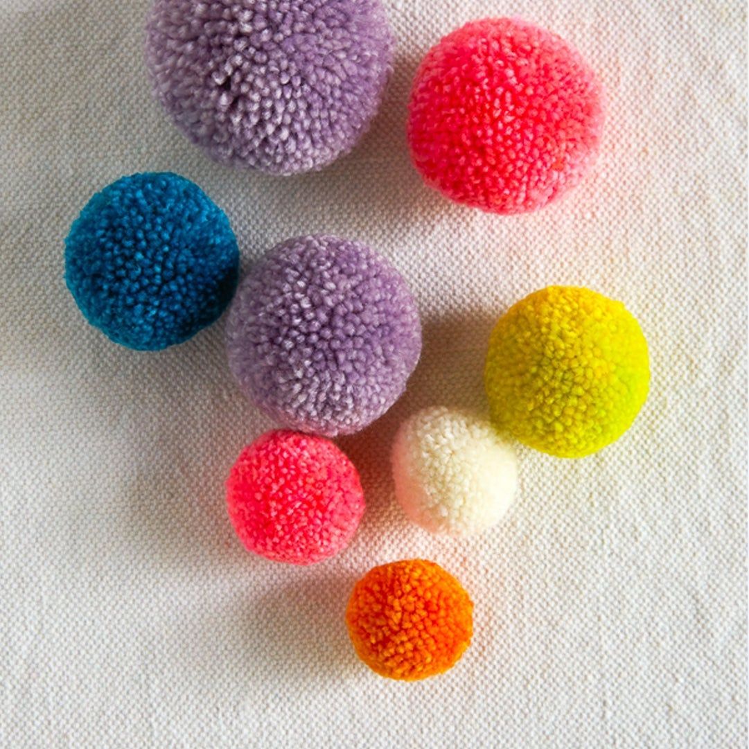 fall craft idea for kids to make pom pom