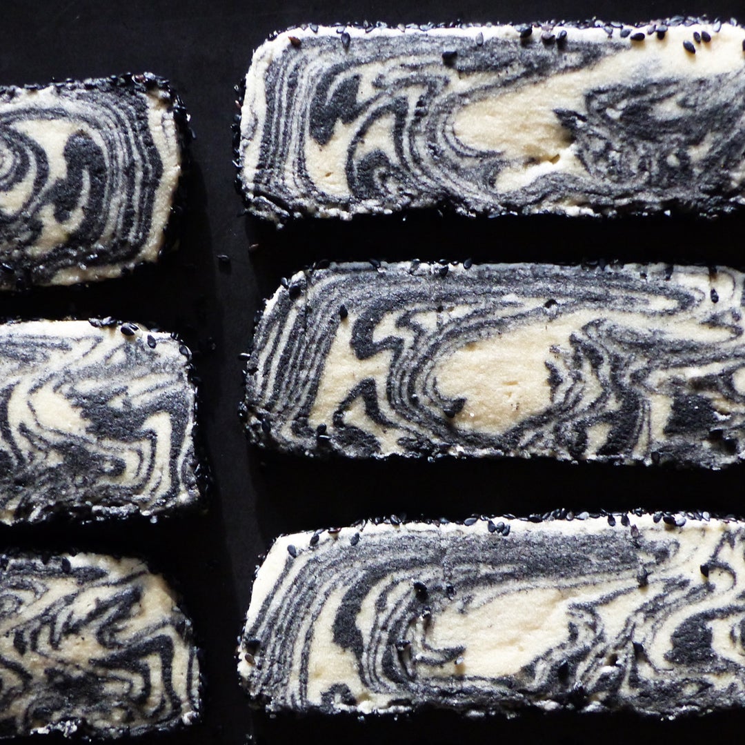 marbled tahini cookies in a row