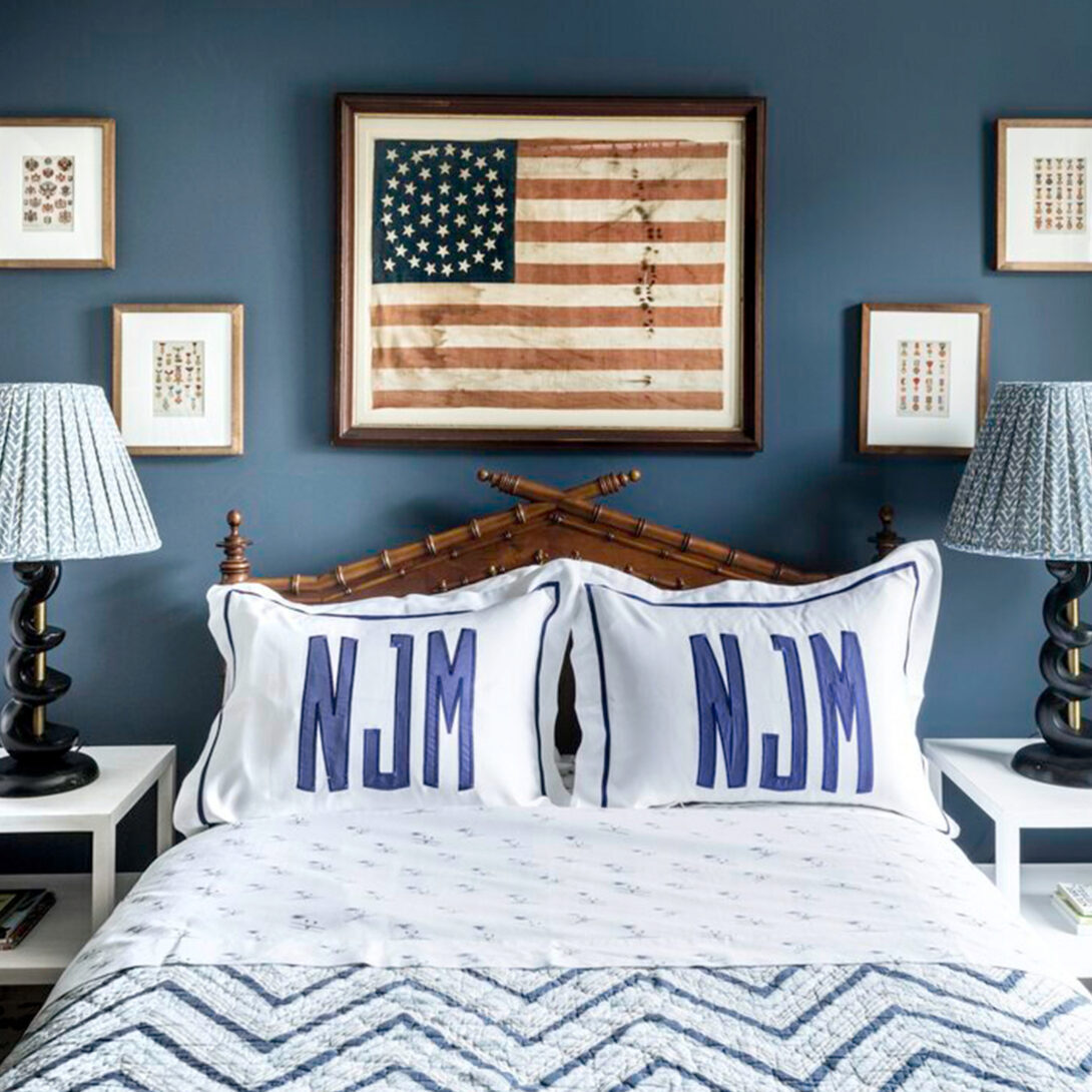 navy blue room for kid