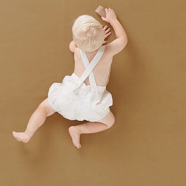 indoor/outdoor blanket for new moms