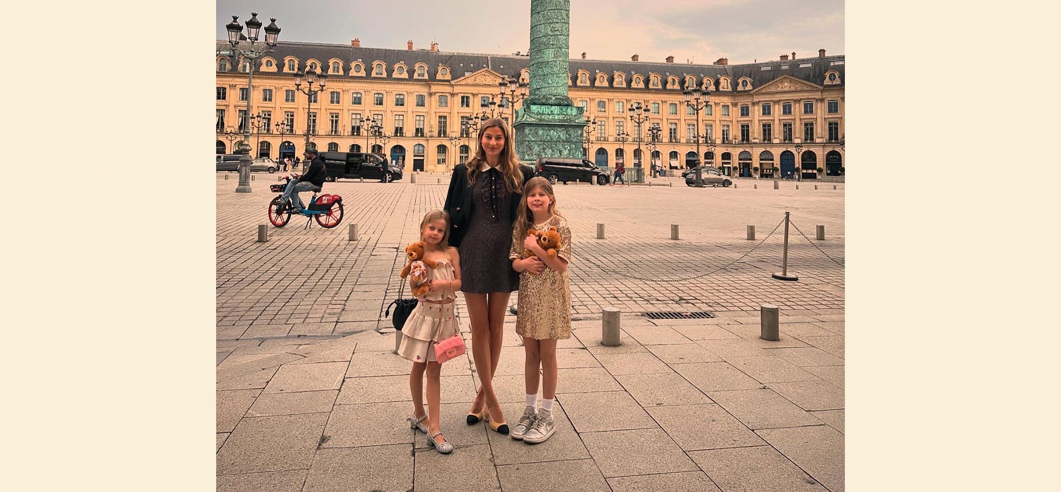 Sylvana and her girls in Paris