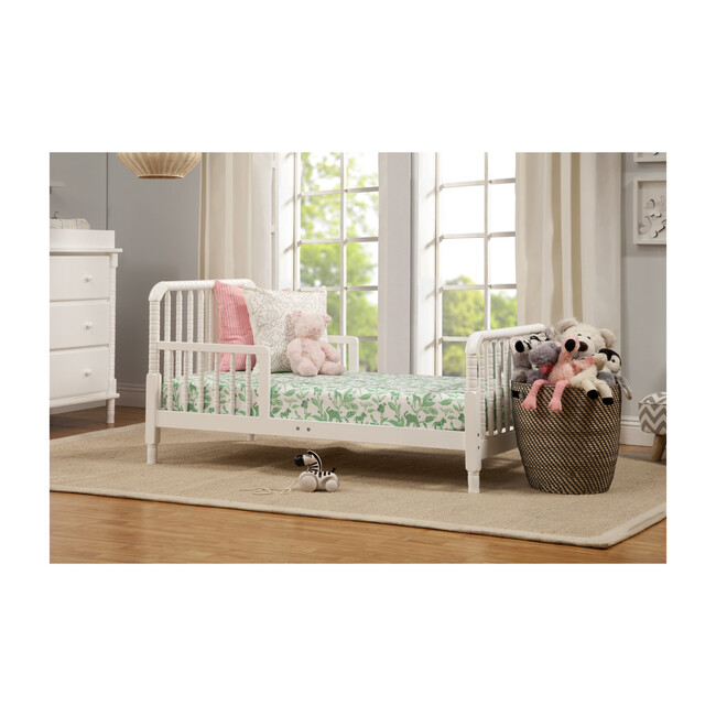 Jenny Lind Toddler Bed, White