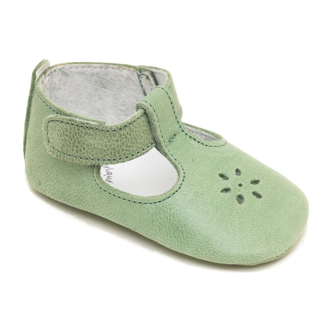 Mae Shoe, Aqua