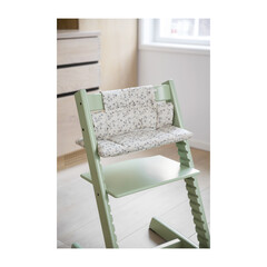 garden bunny tripp trapp