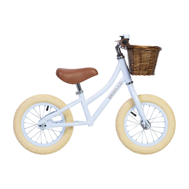 First Go! Scoot Bike, Sky