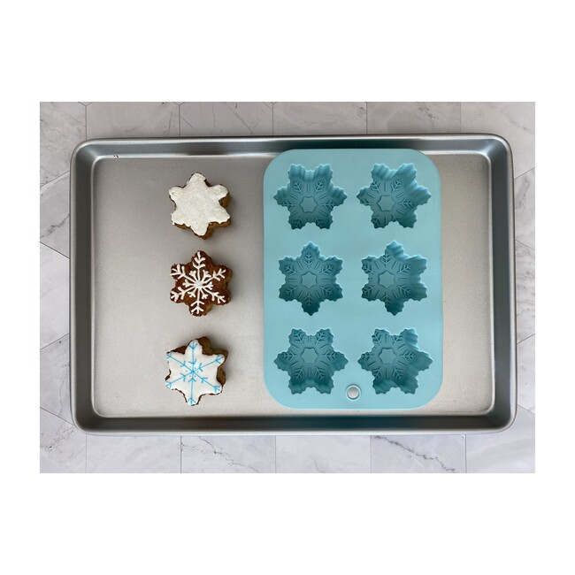 Winter Wonderland Snowflake Cupcake Mold - Party Accessories - 3