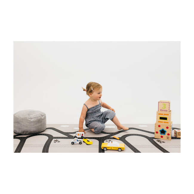 Lulu Play Rug