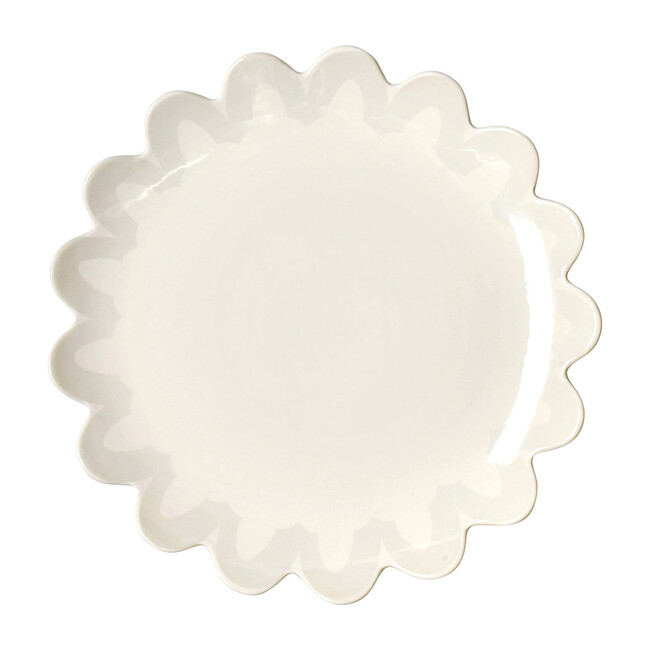 Arabesque Trim Scallop Edge Plate, Ecru