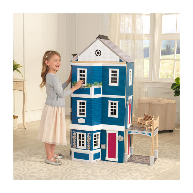 Grand Anniversary Dollhouse