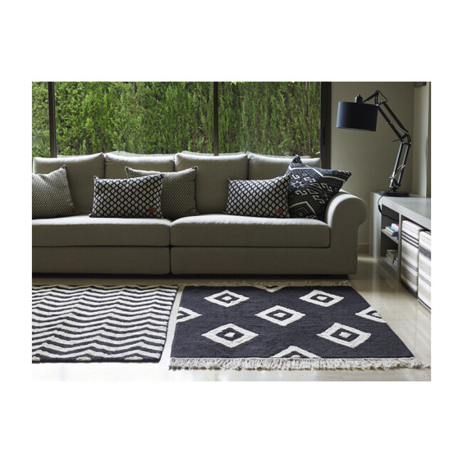 Diamonds Washable Rug, Black - Rugs - 4
