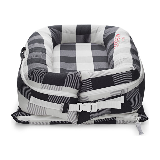 Deluxe+ Dock, Charcoal Buffalo