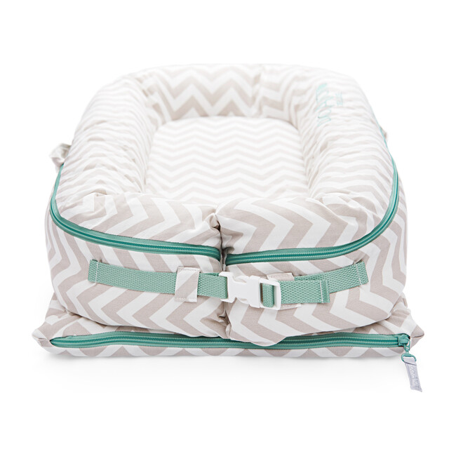 Deluxe+ Dock, Silver Lining Chevron