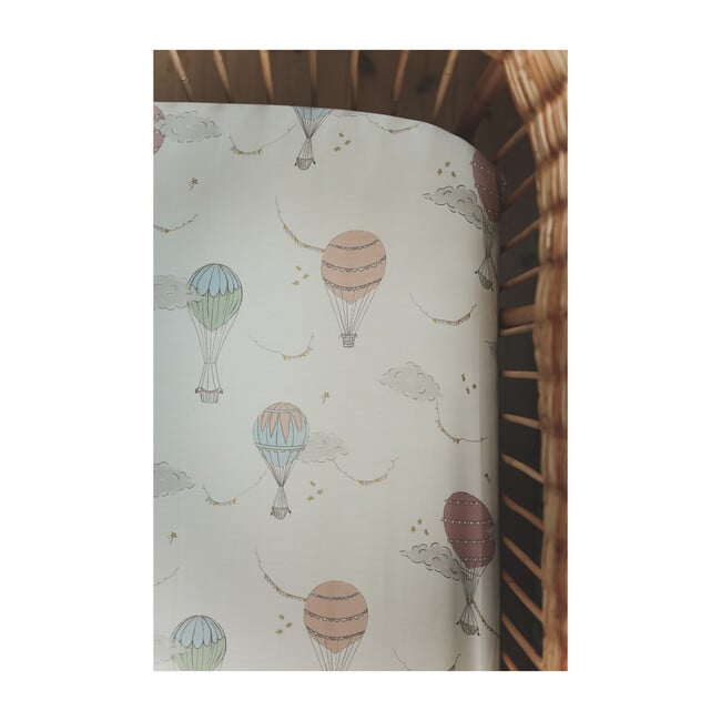 Touch The Sky Crib Sheet, Pink