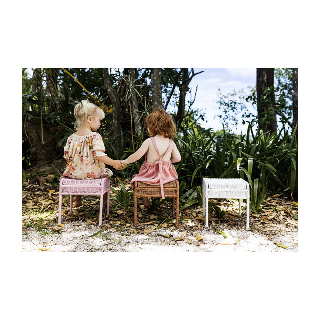 Storie Stool, Natural