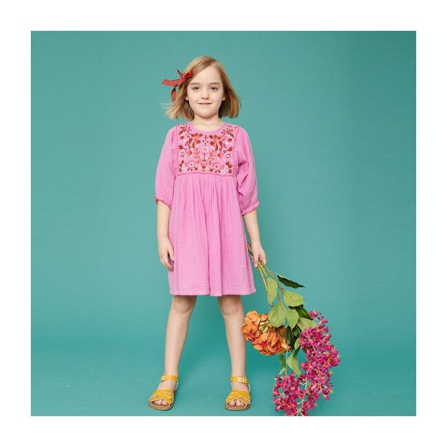 pink chicken kidswear