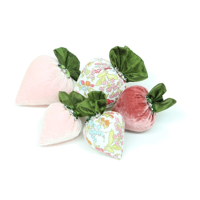 *Exclusive* Liberty Strawberry Cluster, 5 Count