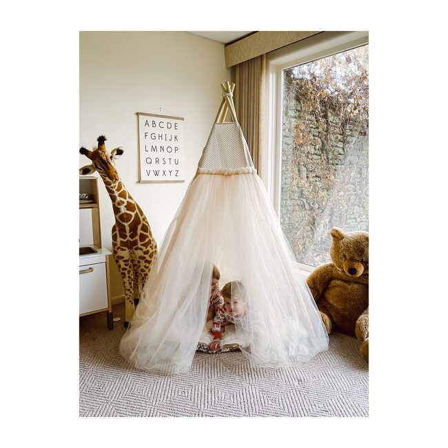 Toria Play Tent, Cream Swiss Dot