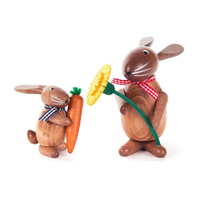 Set of 2 Easter Figures, Bunnies With Mayflower and Carrot