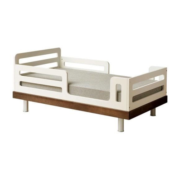 Classic Toddler Bed, Walnut