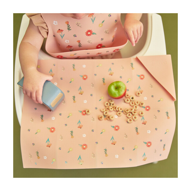 Silicone Bib and Foldable Placemat Set, Wildflower Ripe Peach - Bibs - 2
