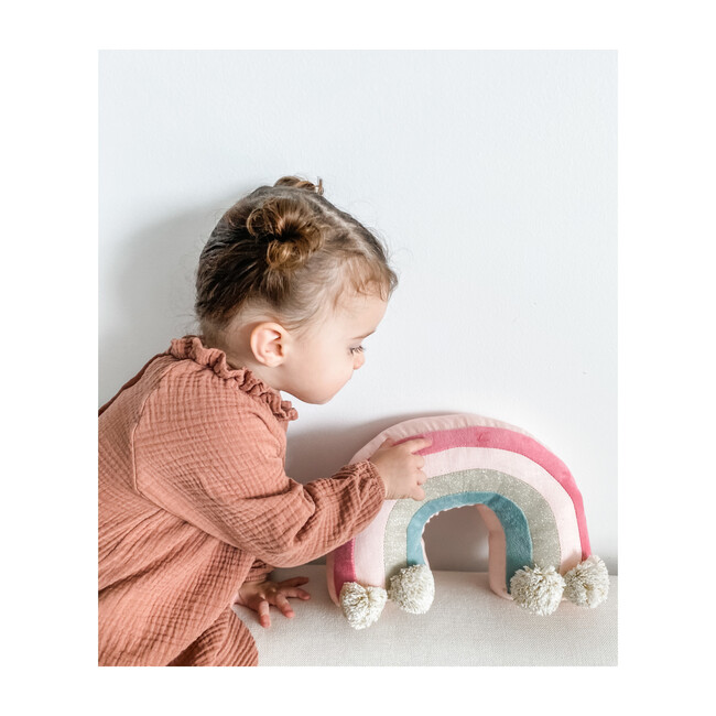 Rainbow Shelf Sitter