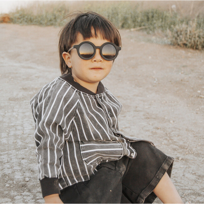 Round Retro Sunglasses, Outerspace Black - Sunglasses - 2
