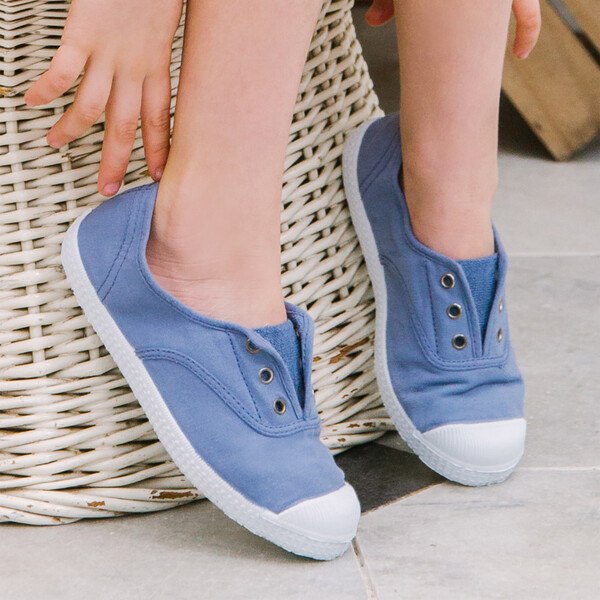 Hampton Canvas Plum Sneaker, Steel Blue Trotters London Mommy