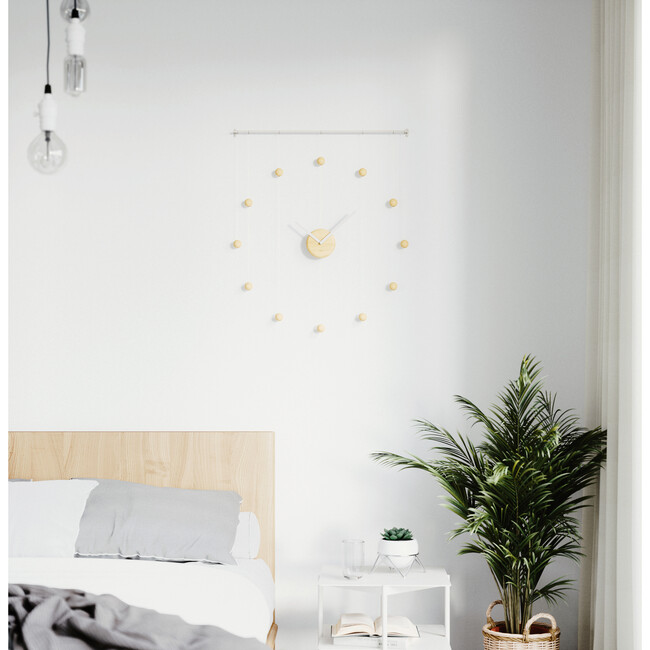Hangtime Clock, White/Natural