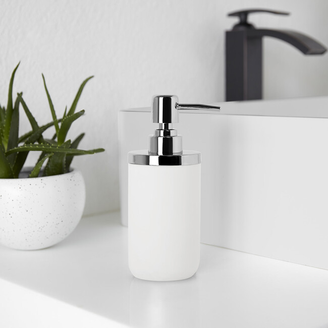 Junip Soap Pump, White/Chrome - Soap Dispensers - 6