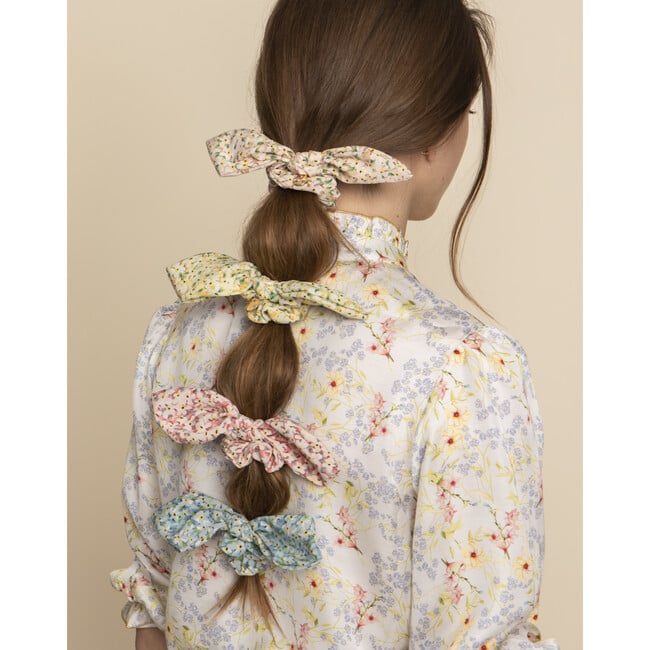 Lily Floral Print Bow Scrunchie, Tan Print - Hair Accessories - 2