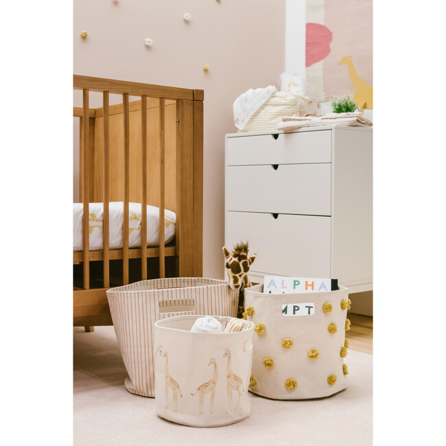 Follow Me Pint, Giraffe - Pehr Storage | Maisonette