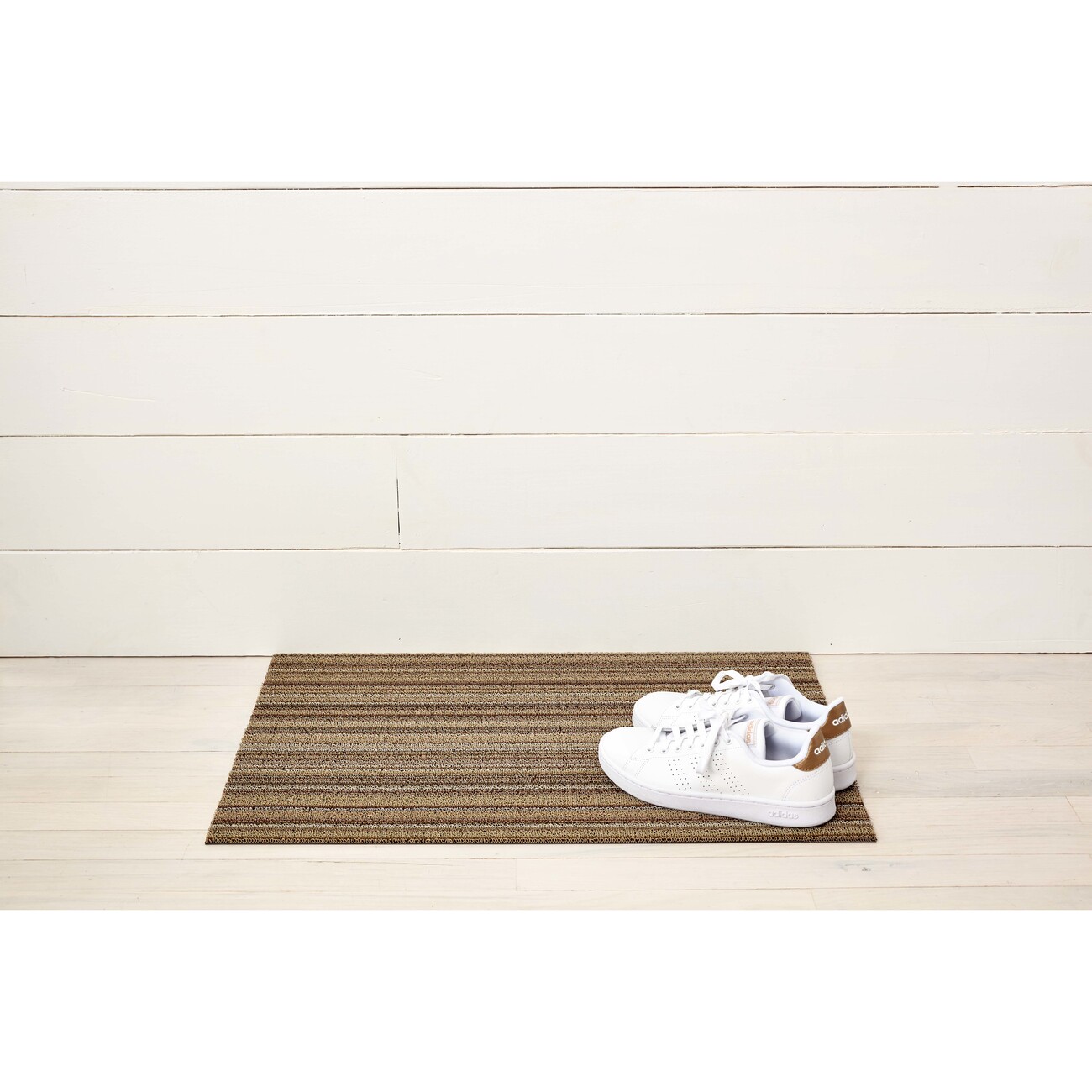 Chilewich Shag Skinny Stripe Floormat Mushroom – Speranza Design