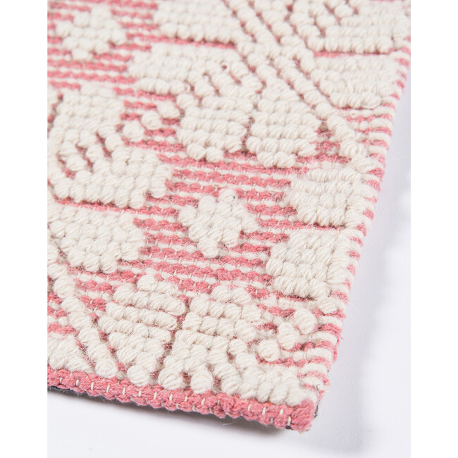 Lisbon Seville Daisy Rug, Pink - Rugs - 3