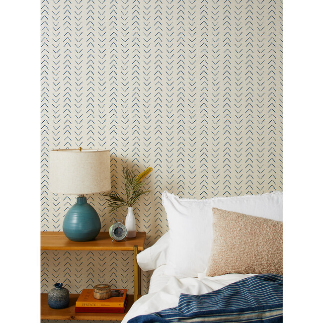 Nathan Turner Arrows Grasscloth Wallpaper, Navy - Wallpaper - 2