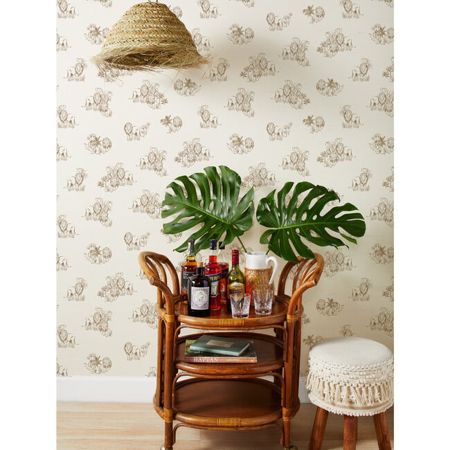 Foliage Lions Grasscloth Wallpaper, White - Wallpaper - 2