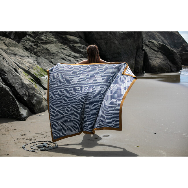 Piazza Hexagon Throw, Mustard - Throws - 6