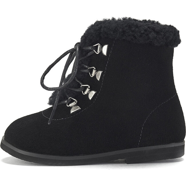 Amy Boots, Black