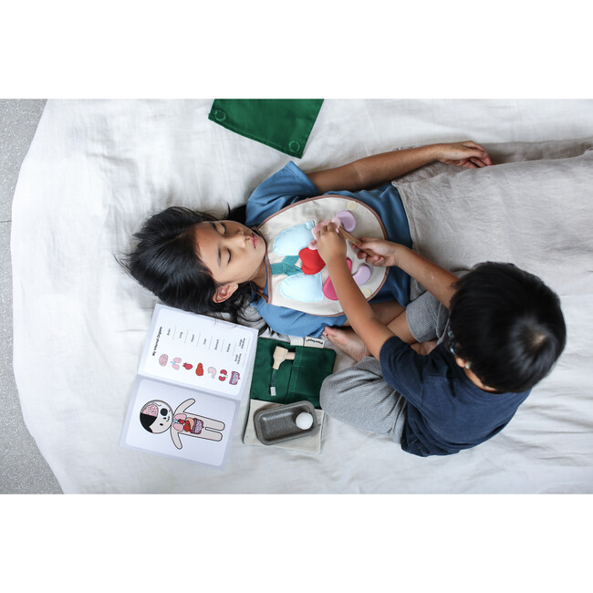 Surgeon Set - Role Play Toys - 2