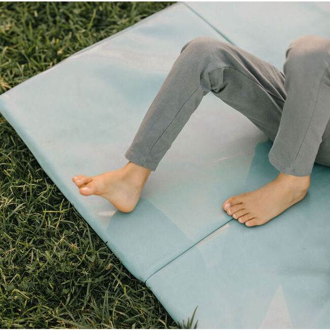 Vegan Leather Padded Everywhere Playmat, Sky - Playmats - 7