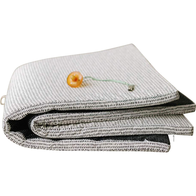 Mini Dots Play Mat, Black & White - Playmats - 4