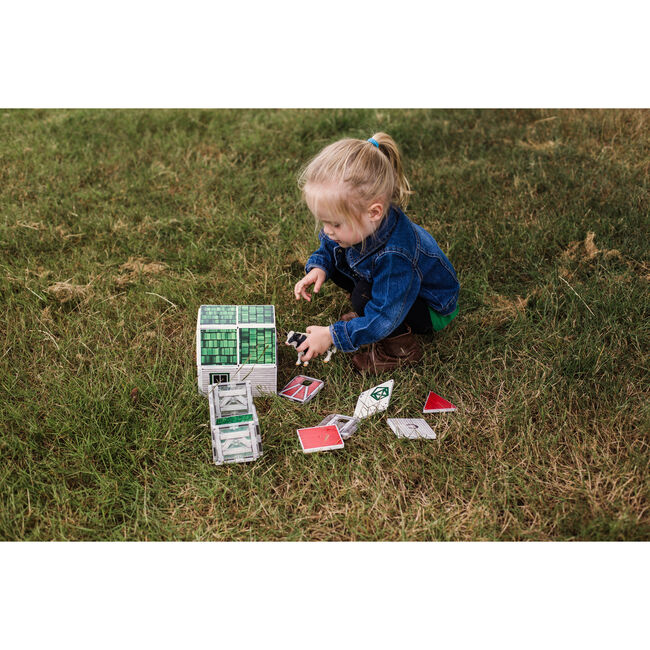 magna tiles farmyard barn