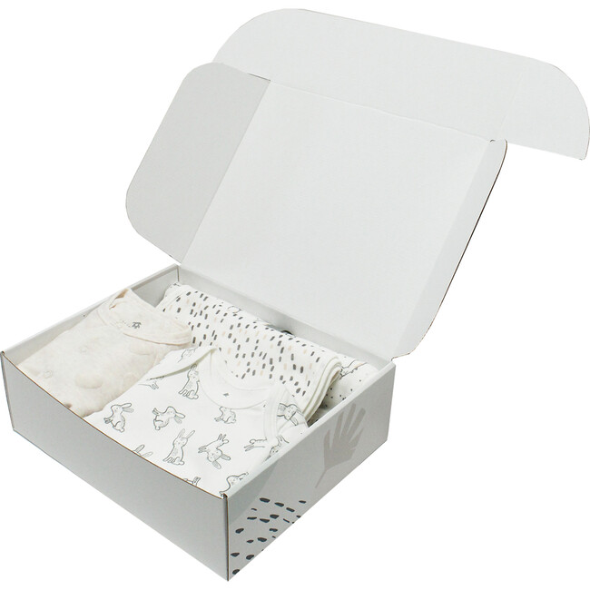 Welcome to the World Baby Girl in Gift Box - Mixed Gift Set - 5