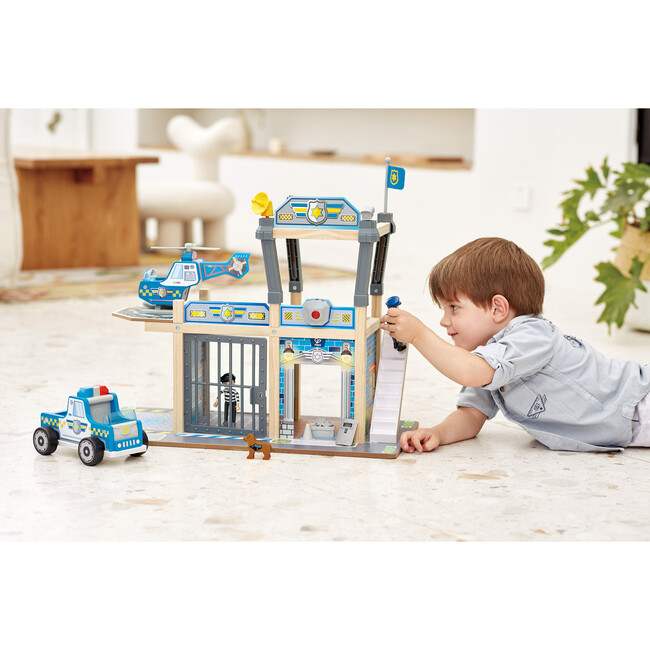 Metro Police Dept Playset - Role Play Toys - 3