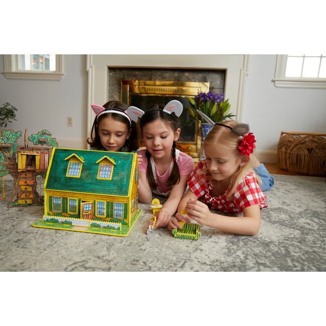 Arthur's Toy House - Books - 3