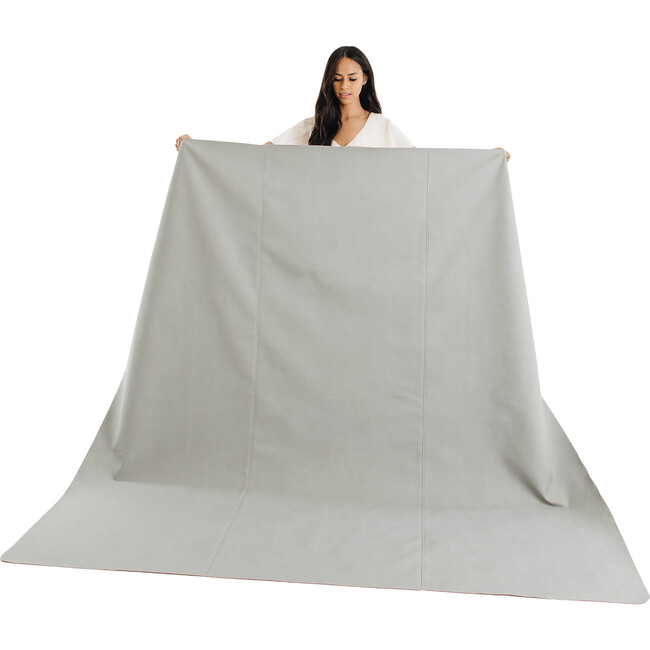 Square Maxi Mat, Pewter - Playmats - 1
