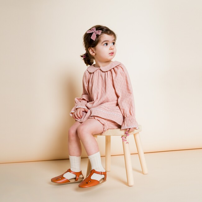 Bloomer, Blush